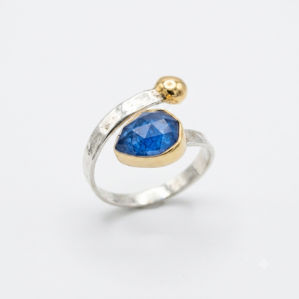 Handmade 925 Sterling Silver Ring with Sodalite